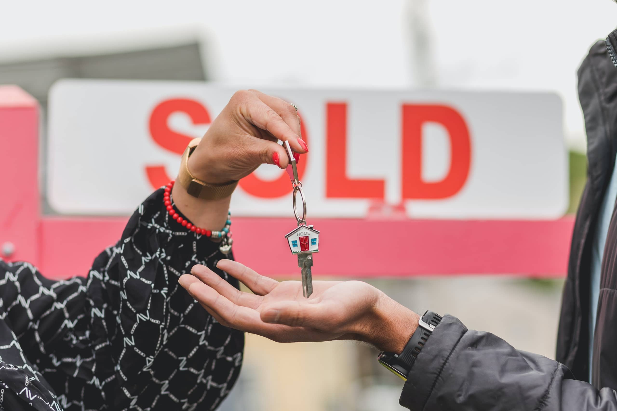 Prepared to Sell Your House on the Market? The Following Are 11 Things That Most People Forget to Do