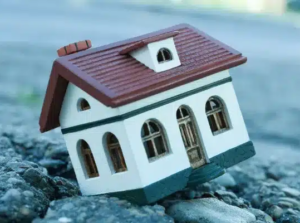 We Buy House With Foundation Issues in Tampa, FL