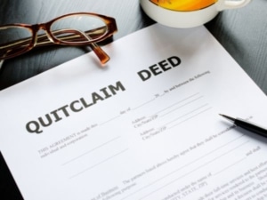 Process for Removing a Name from Ownership deed in Tampa